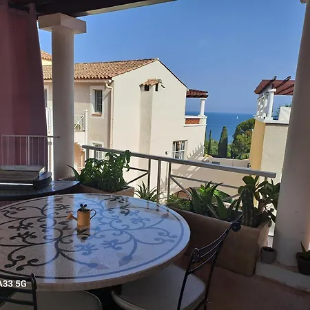 Cap Esterel Vue דירה *