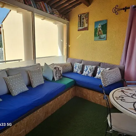 Cap Esterel Vue 아파트 *